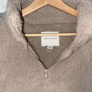 a&e sherpa pullover